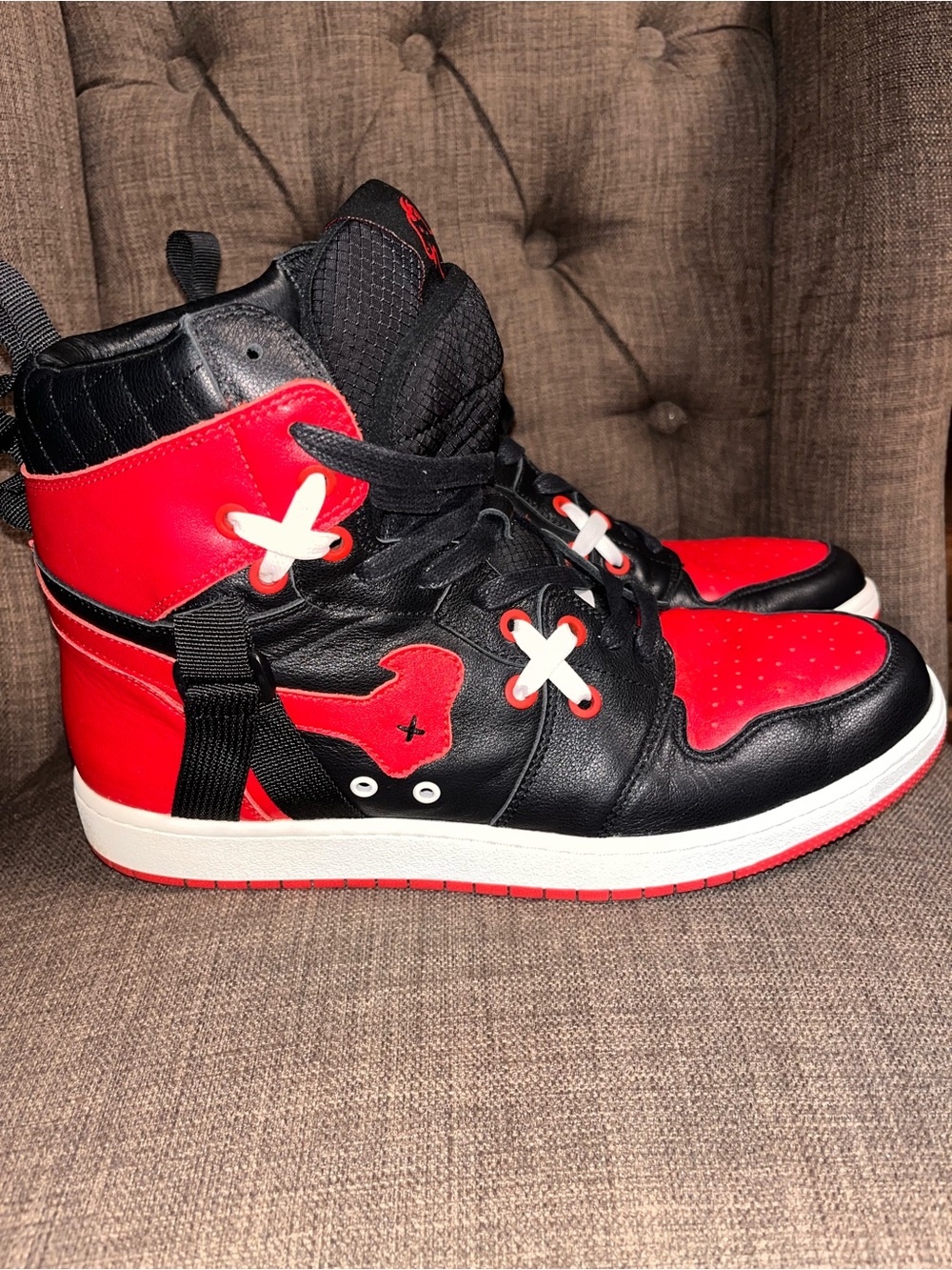 SIA Collective D.1.Y. "Bred" high-top sneakers men's 10